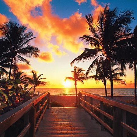 Luxury Private Beach Water-Side Ocean Baby Escape!! Appartamento Pompano Beach Esterno foto