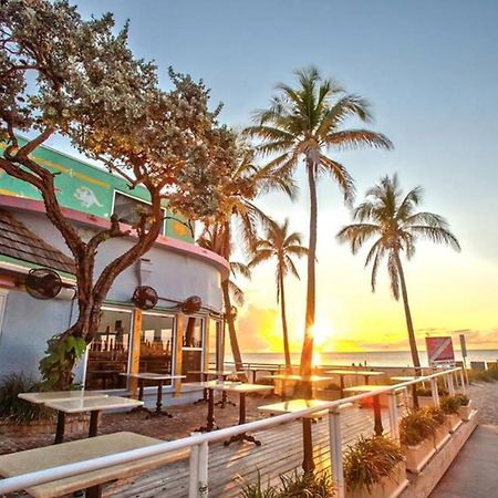 Luxury Private Beach Water-Side Ocean Baby Escape!! Appartamento Pompano Beach Esterno foto